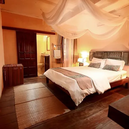 La Tonnelle Hotel